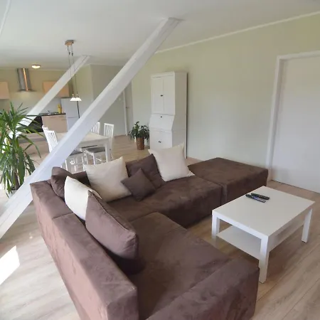 Attractive Holiday In Near Lake And Town Center Auw bei Prum