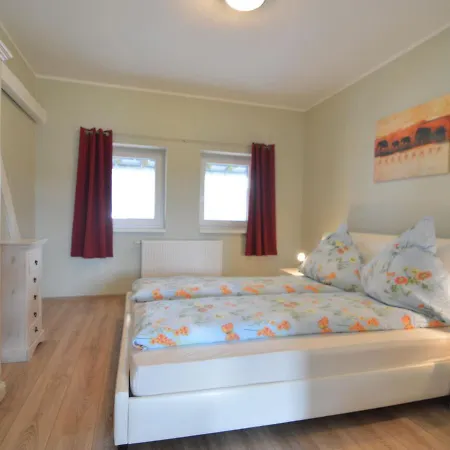 Attractive Holiday In Near Lake And Town Center Holiday home